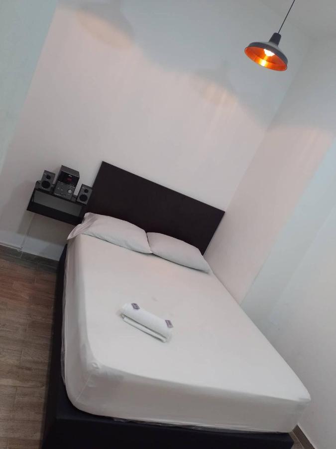 Hotel Marat Μεντεγίν Εξωτερικό φωτογραφία